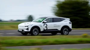 Polestar 3 stabilește un record mondial de autonomie pentru SUV-urile electrice