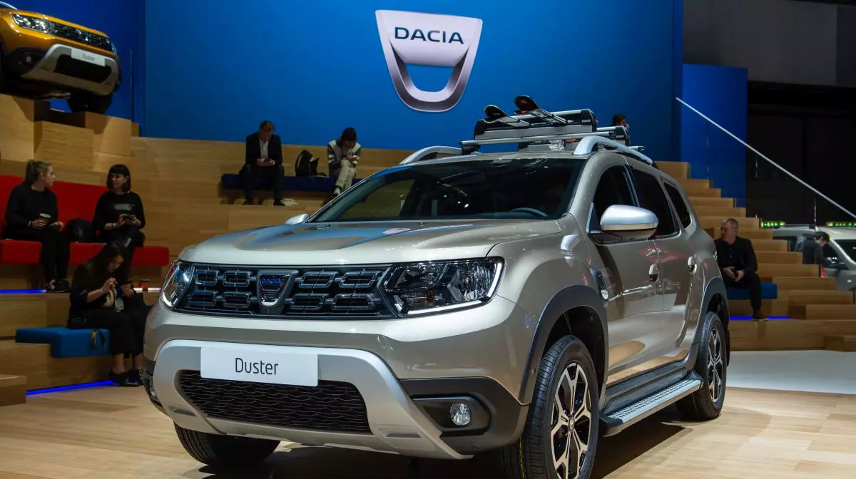 Dacia Duster cu consum de 3,3 litri la sută de kilometri. Experimentul spaniol care arată că motorul termic mai are viitor