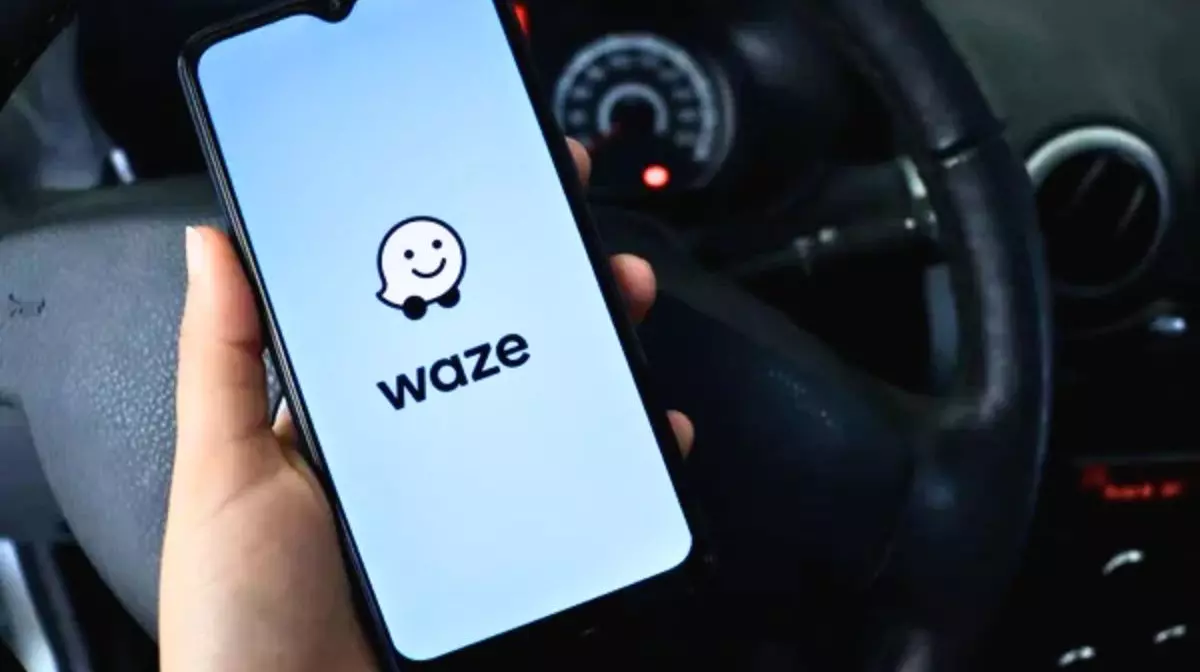 Waze îți poate aduce amendă în unele țări europene. Regulile pe care șoferii români trebuie să le știe înainte de a pleca la drum